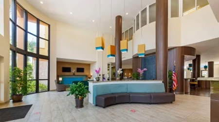 Best Western Plus Miami Airport North Hotel & Suites