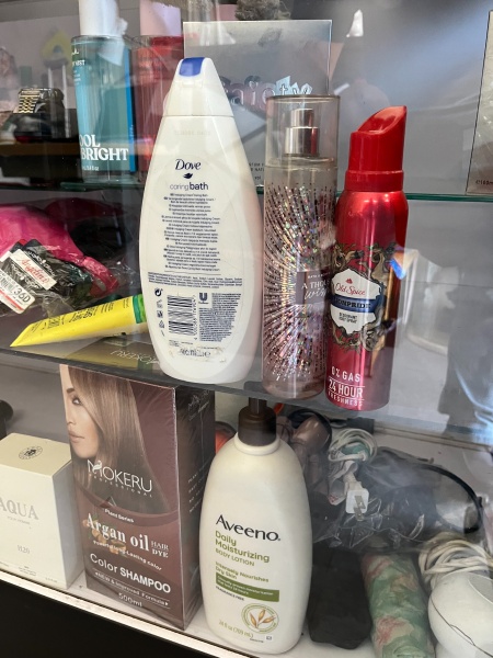 Rina's varieties | Tailor Services and Accessories 