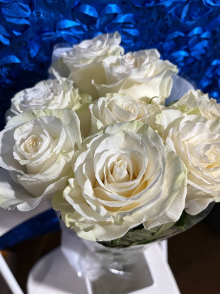 Flower and Roses for sale at the best prices at Micaela's Flowers & Party Supply